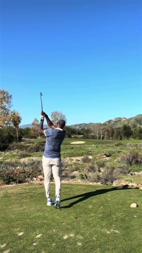 LeBron no days off working on his golf swing