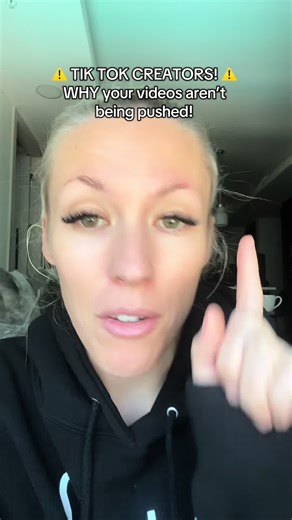 THIS is a must have for ALL tik tok shop creators and affiliates! #backcameramonitor