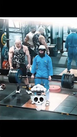 Anatoly Prank on Bodybuilders💪😂#bodybuilding #anatoly #gymprank #anatolyprank