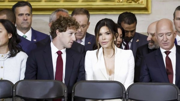 Mark Zuckerberg testifies in antitrust trial