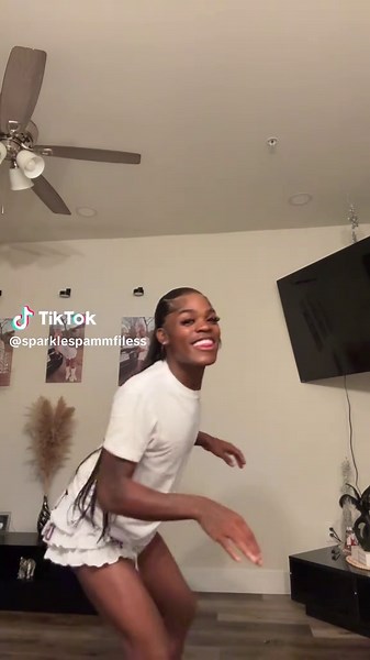 sparklespammfiless (@sparklespammfiless)’s videos with original sound - Dj Quavo