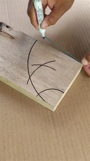 An idea for how to find a 45° angle using just a piece of string.#woodworking