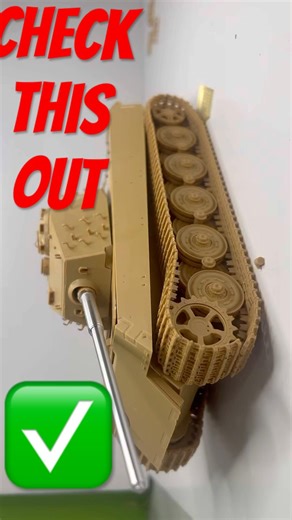 Tiger Tank Painting #modelkit #scalemodel #history #ww2 #hobby #howto #diy #asmr #mustwatch #cool