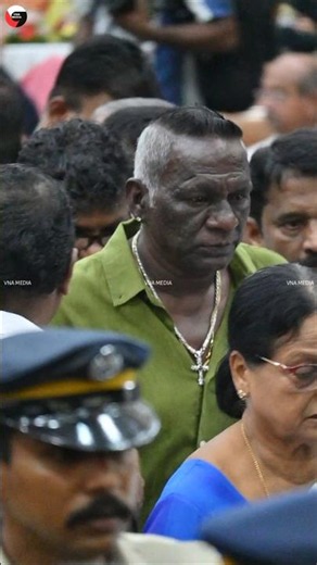 I.M. Vijayan arrived to pay his final respects to Salim-ettan