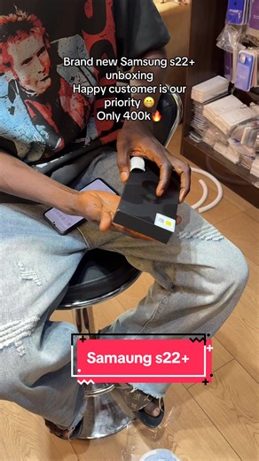 Meet the smartphone that delivers flagship performance without compromise. The S22 Plus is built for people who love smooth performance, sharp cameras, and stunning design. . . . . . . #SamsungS22Plus #SamsungNigeria #LifestyleTechHubNG #AndroidFlagship #SamsungGalaxy