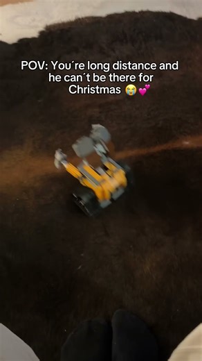 Get this little Wall-E for Christmas ❤️