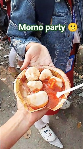 momo party,🙂 #minivlog #youtube #vlog #viralvideo ‪@SuruchiSharma25‬#funny