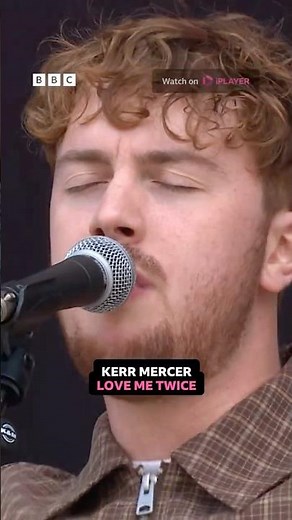 Glasgow’s own Kerr Mercer kicks off the final day of TRNSMT.