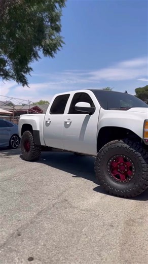 Custom Chevy Prerunner Fabrication with Westfab and Izzy Welding