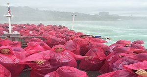 Maid of the Mist goes pink for breast cancer