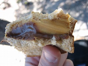 Peanut Butter vs Nutella: Discover the Differences