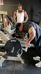 Getting ACTIVE! How Street Thugs Build Muscle! 🦾 #prison #bodybuilder #muscle #backworkout #backday #shredded #workout | Big SC Boy