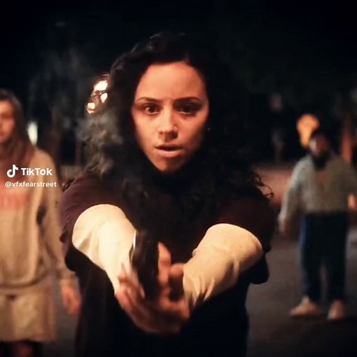 i can’t stop making edits with justin bieber songs— deena in a band when shes older canon by me // #vfxfearstreetgg #deenajohnson #deenajohnsonedit #deena #deenaedit