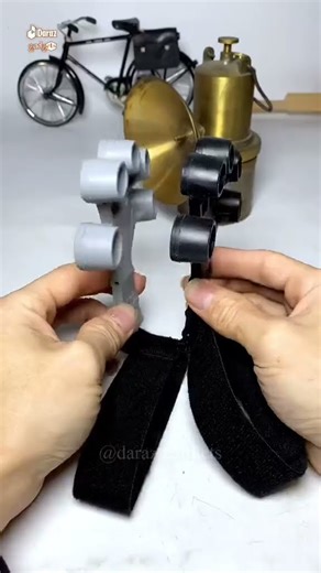 Silicone Finger Gripper Exerciser (Mix/Random colour) #dayshoppk #03320040557