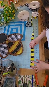 1.7K views · 37 reactions | Head on over to YouTube to learn how to make this adorable bee grapevine door hanger #decor #crafter #bee #howto #tutorial #wreathmaker | Southern Owls | Facebook