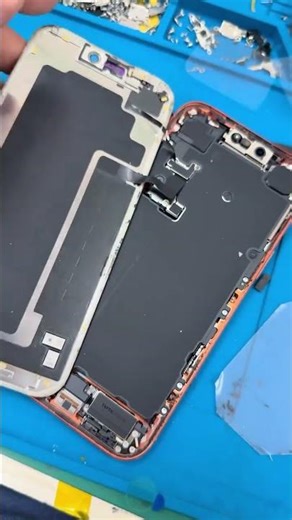 broken screen #iphone #mobilerepairing #mwc #smartphone #mobilefix #funny