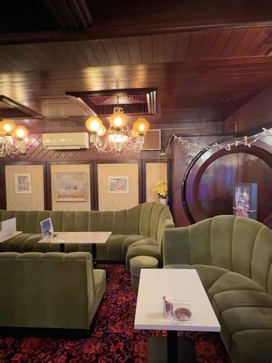 つるあつさんの新潟グルメ＆新潟ランチ巡り | * 喫茶ニュー古町 新潟市中央区東堀通９番町１４０７−１７ @kissa_newfurumachi ▸営業時間 月～木 18:00-2:00(Lo1:30) 金・土 18:00-3:00(Lo2:30) ▸定休日：日曜と祝日 ▸駐車場：なし ▸メニュー(税込） ナポリタン... | Instagram