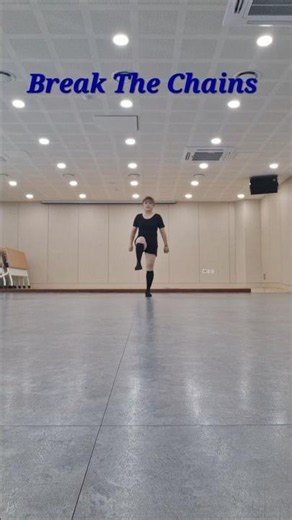 #Break The Chains #linedance #dance #easy advanced #48counts #dancing in the rain #breakthechains