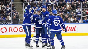Maple Leafs score 3 times in 1:06
