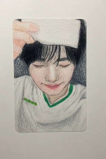 Realistic Portrait Drawing Process with Colored Pencils