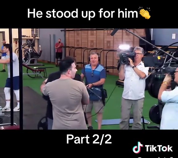 What would you do? #foryoupage #viralvideos #wwyd #wholesome #peopletv #4you