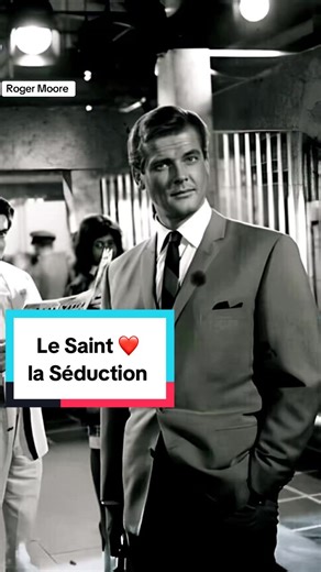 Le Saint: Diffusée de 1962 à 1969, la série impose Roger Moore dans le rôle de Simon Templar. Un aventurier élégant, ironique, toujours en mouvement. Costume clair, regard froid, esprit libre. Avant James Bond, il y avait Le Saint.#viral #fyp #love #wtf #james