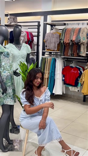 කොරියන් ඇඳුම් Kandy වලින් රස බලන්න!