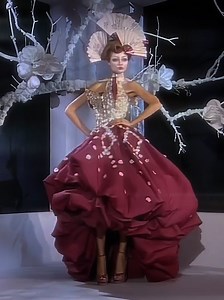 Magdalena Frackowiak on the Dior Haute Couture Runway 2007