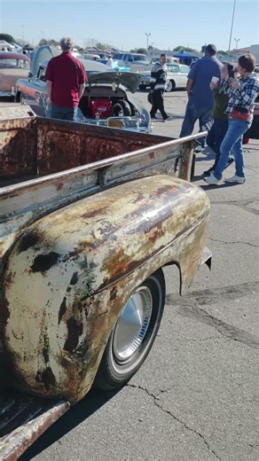 1940s patina Ford truck