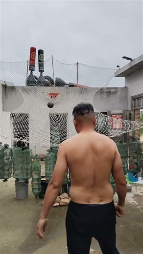 What I want to say when the tap water is small is very suitable for basketball here. Basketball