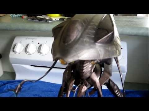 War of the Worlds Tripod Model Kit.