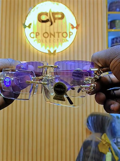 Discount Photochromic Glass at 10k Only!