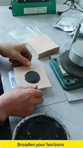 The process of making black paste by hand