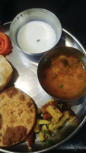 #youtubeshorts #motivation #poetry #trendingshorts #viralvideo ✨🔥 जीतोगे तुम यह इरादा करो