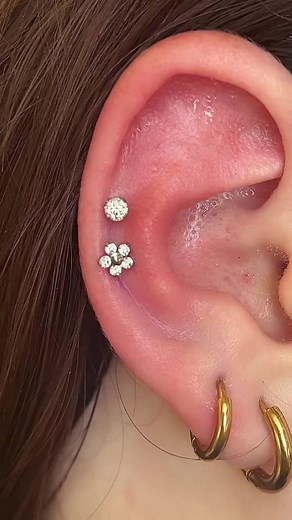 Double Auricle Piercing: Professional Ear Transformation