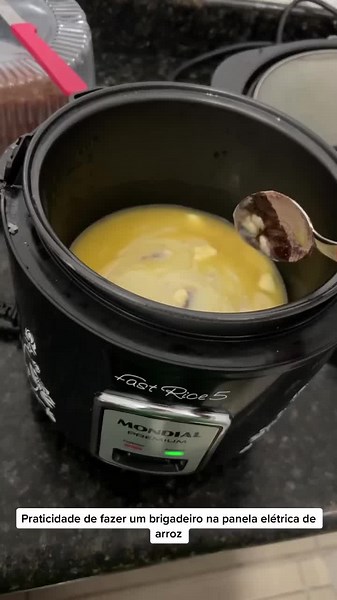 Brigadeiro na Panela Elétrica: Fácil e Delicioso