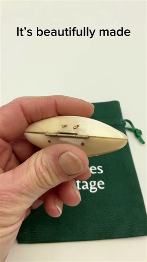 Antique Clam Shell Case #antique #shell #pillbox
