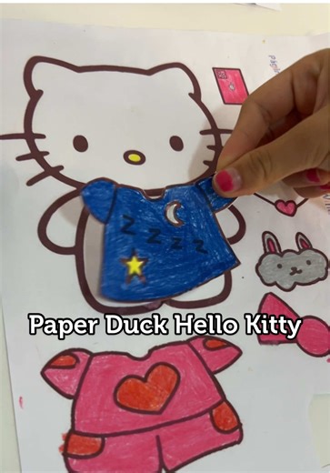 Sofia ama desenhar, pintar, inventar e agora está fazendo paper duck da Hello Kitty🎀 #hellokitty #hellokittylover #paperduck #creatorsearchinsights