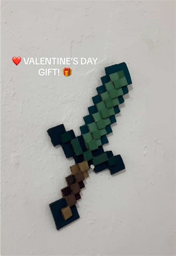 Acompáñenme hacer el Valentine’s Day Gift❤️! (un fail total😔) #fyp #valentinesdaygift #diy #minecraft #valentinesday