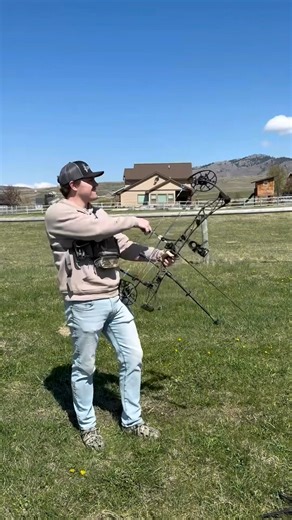 🏹Lighted Nocks VS. Standard Nocks🏹Ever wonder the drop distance between lighted nocks and standard nocks? Watch to see how much drop we get at 60 yards! #straight6archery #ishootstraight6 #ShopLocal #Archery #HuntMontana #Bowhunting #Bowhunter #Hunter #MissoulaMontana #MissoulaMT #Montana #BozemanMontana #Bows #Arrows #reels #youtube #bowreviews #Outdoors #Hunting #Hoyt #Mathews #PSE #Elite #Prime #Bowtech #StoneGlacier #crispiboots | Straight 6 Archery - Missoula