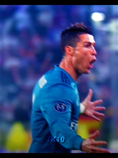 Anh ấy của thời đỉnh cao vẫn là 1 cái j đó...🥺 #bongda #realmadrid #cristianoronaldo #cr7 #꧁༒ωɩßʉ_ɛɖɩʈ༒꧂ #kurohoshi✨ #🎧galaxy_animeedit🇻🇳 #zenkisqd #❄️archive_edit_box🥀 #❄️Kizume_Edit🥀 #TK10