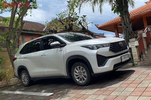 Jangan Keliru, Ini Bedanya Innova Zenix Tipe G Biasa dan Hybrid - Gridoto