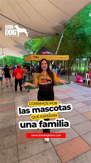 En Una Patita Más vivimos adopción, deporte, alegría y muchas historias que nos recuerdan por qué ellos merecen tanto de nosotros. Gracias a todos los que participaron, a los ganadores, y a quienes se acercaron a nuestro stand a compartir, conocer y llevar DonDog para sus peludos. Estuvimos donde el amor por los perros se demuestra con acciones. 💚 #UnaPatitaMás #DonDog | Dondog.ec