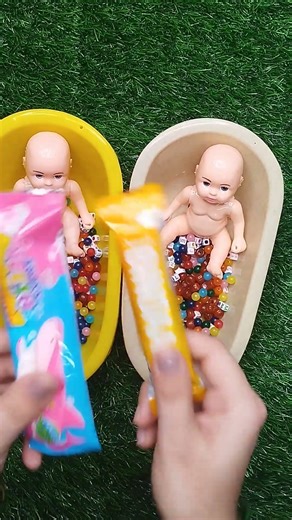 Glitter Bath with #Candy Gum Balls & #Slime #satisfying #asmrvideo