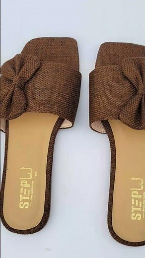 Elegant Brown Bow Flat Slides for Women – Textured Casual Chic SlippersDescription: