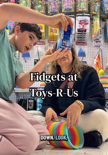 Moonwalking at 1:40 😅 #toysrus #moonwalk #toystore #fidgettoys #playtime
