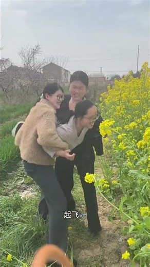 Little Bee Sisters: Heartwarming Spring Adventures