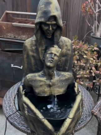 Beautiful. | statue woman