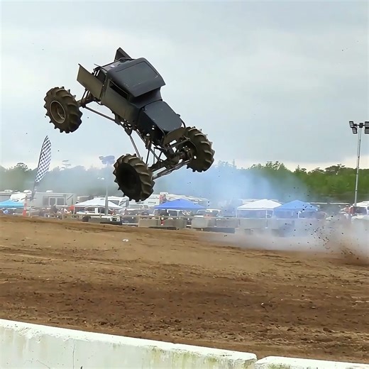 OUTDOOR BLOCK TONIGHT AT 8PM! Watch Tonight starting with Kingdom Krawl followed by Headed West and Mud Up Or Shut Up Tonight only on Powertube TV! pttvlinks.com Go to our website or Download our FREE apps to watch on your chosen device! | POWERtube TV