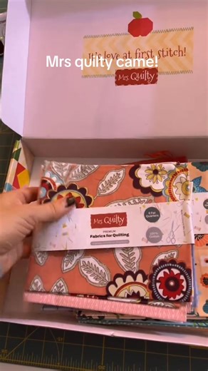 蝹 Building cozy one strip at a time! This Log Cabin block from the Harvest pattern by Kansas Troubles Quilters gives all the fall feels ❤️ Kit purchased from @SewingBoxQuiltShop Use coupon code SteeleMakes for free shipping and a free quilty sticker with purchase. Credit: stacecurtisquilter ❤️ #QuiltTok #LogCabinQuilt #KansasTroublesQuilters #Quilting #Sewing | Sharon Rucker | Facebook